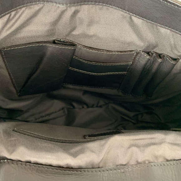 Claire Chase Sorrento Computer Messenger Bag NWT - Picture 8 of 8